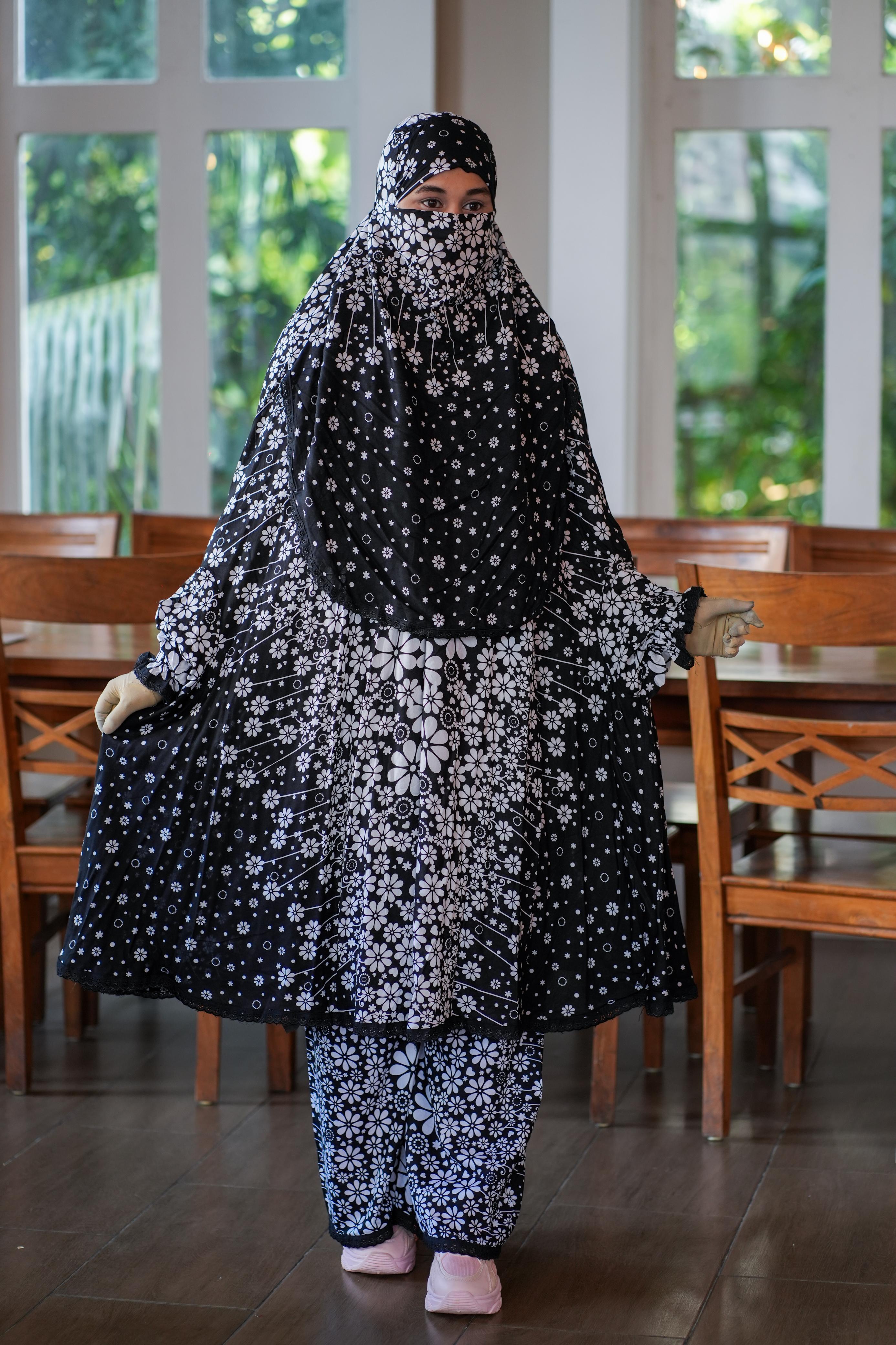 Khimar With Plazu Code - 102