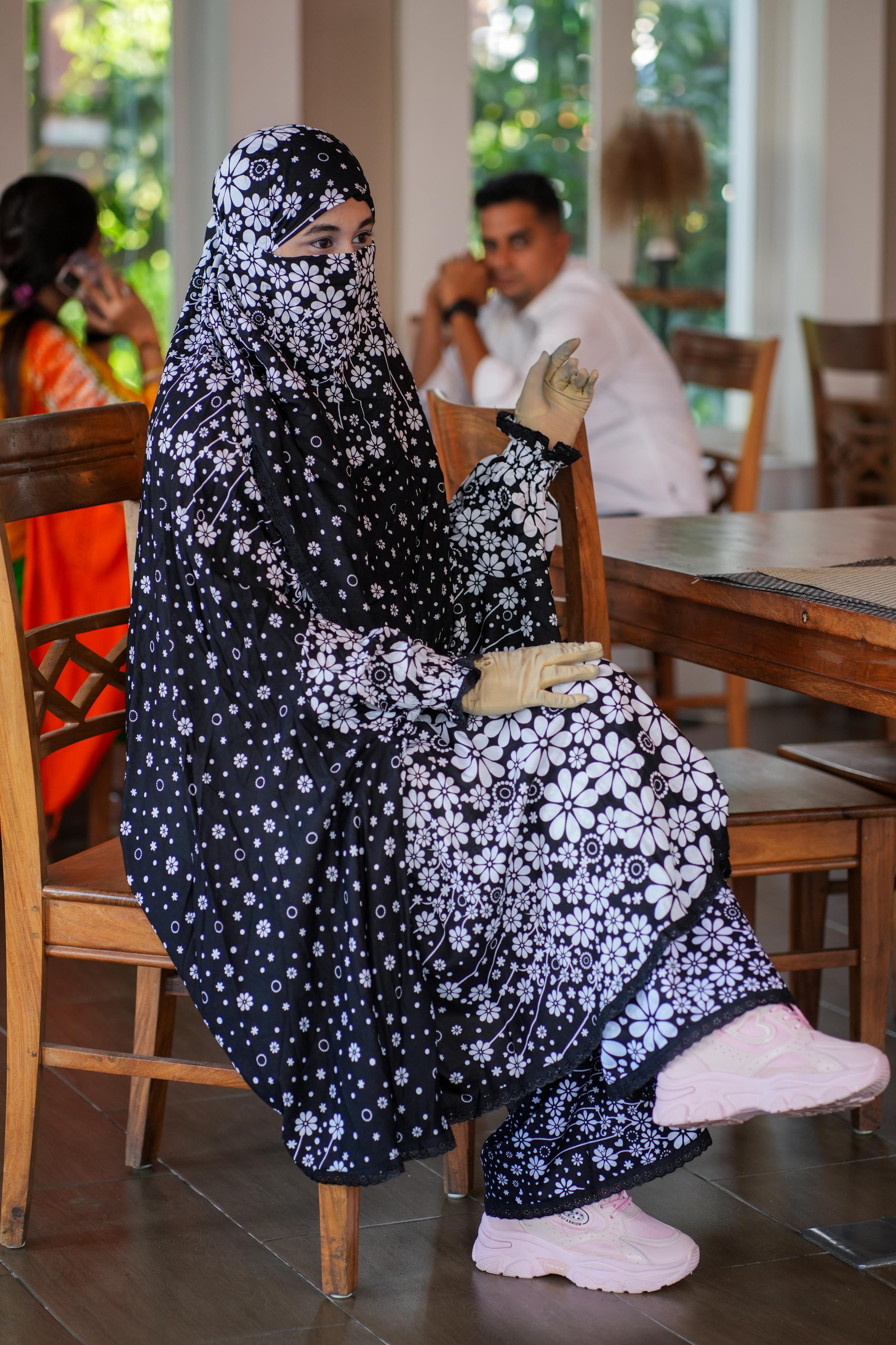 Khimar With Plazu Code - 102