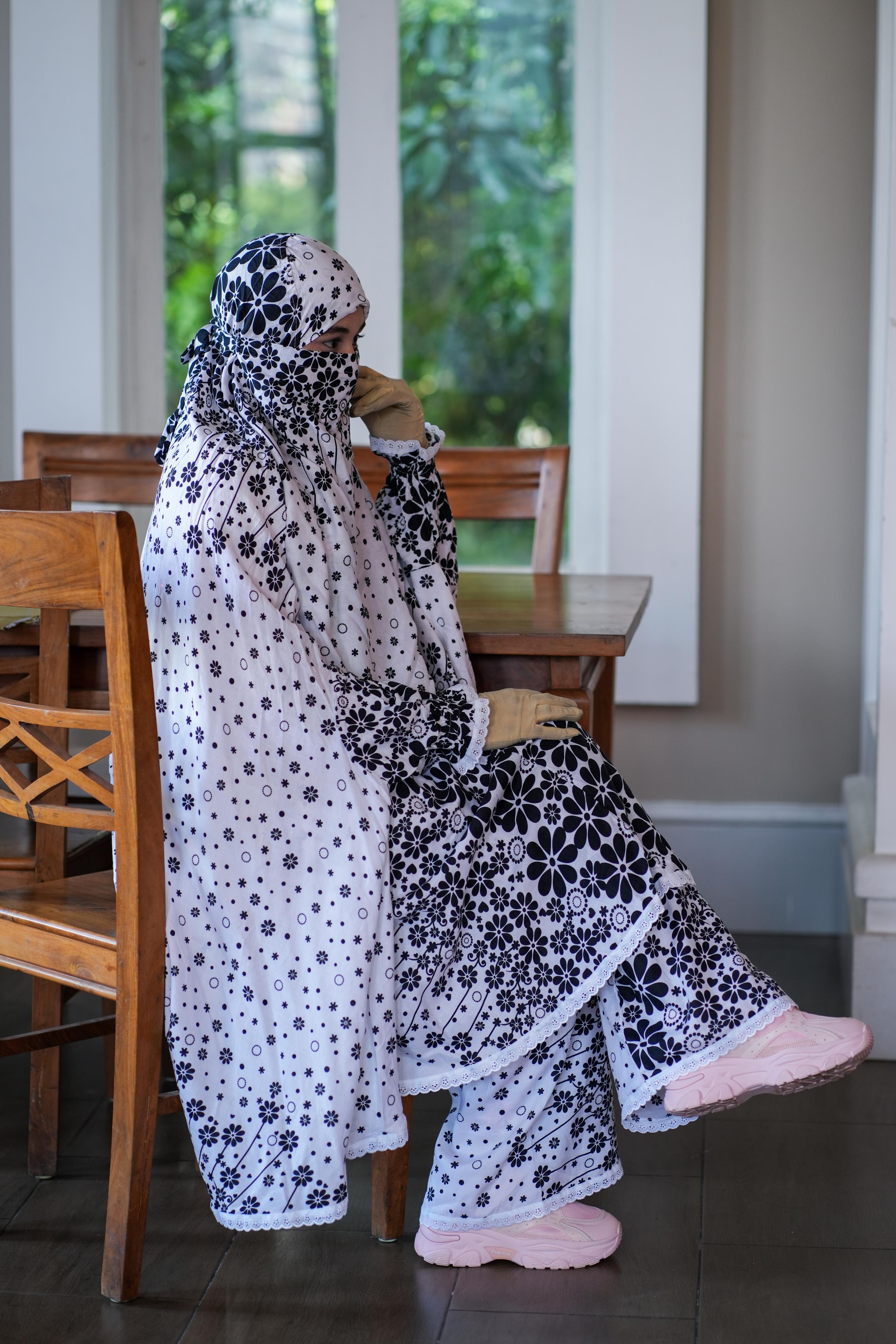 Khimar With Plazu Code - 101